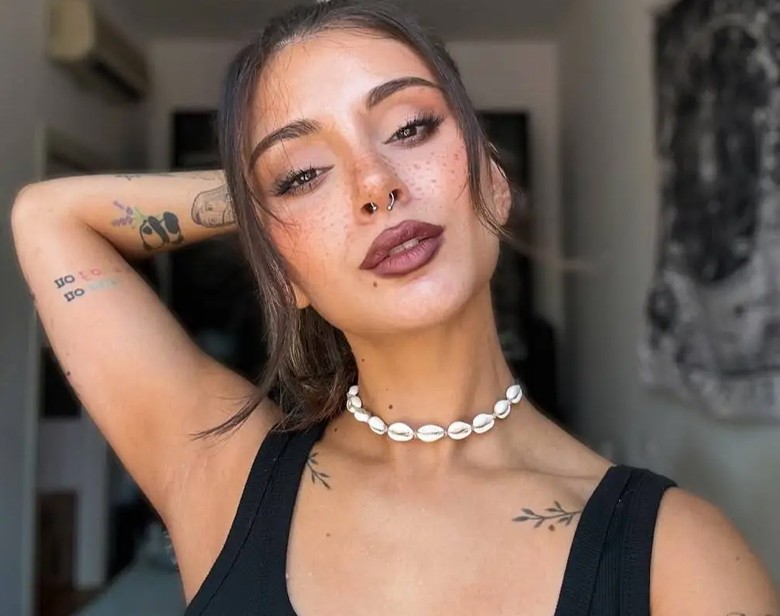 Catia Braccio White Essence ex pornostar italiana OnlyFans 2026